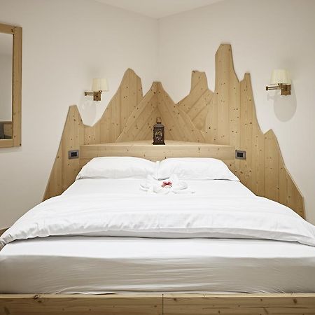 B&B Augusto Мадонна-ді-Кампільйо Екстер'єр фото
